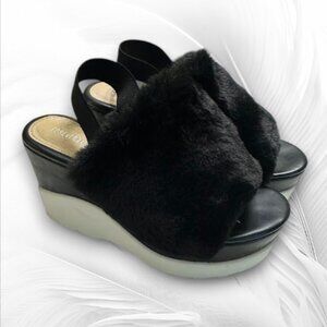 Forever 21 Black Faux Fur Platform Sandals Fluffy Wedge Slides Women’s Size 7M